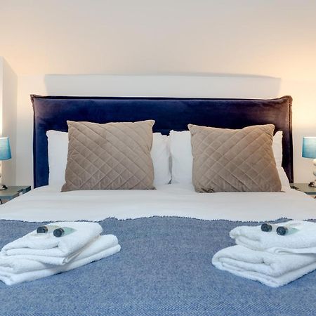 Suites By Rehoboth - M'Nuchah - Camden Road London Exteriör bild