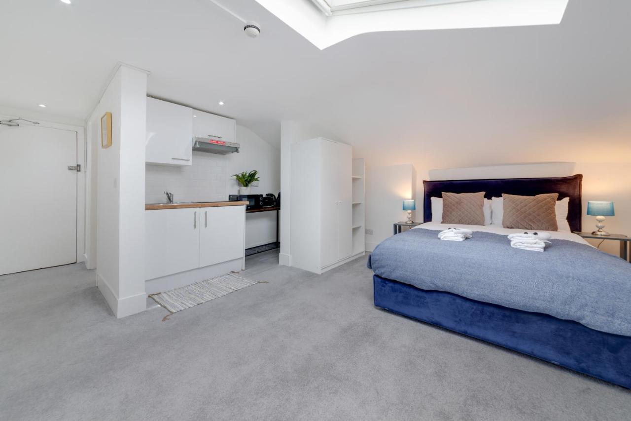 Suites By Rehoboth - M'Nuchah - Camden Road London Exteriör bild